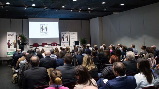 Il corso di Public Speaking per la tua professione, con lezioni individuali o di gruppo