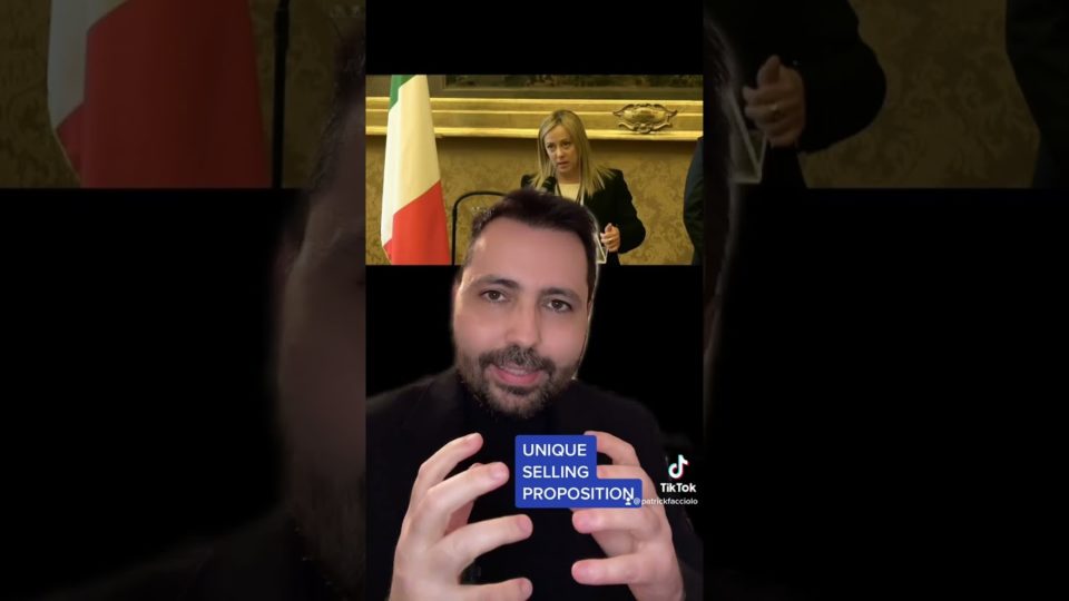 Giorgia Meloni sta copiando Elly Schlein? Analisi della comunicazione