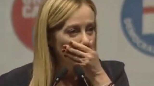 Le “contraddizioni performative” di Giorgia Meloni: analisi della comunicazione